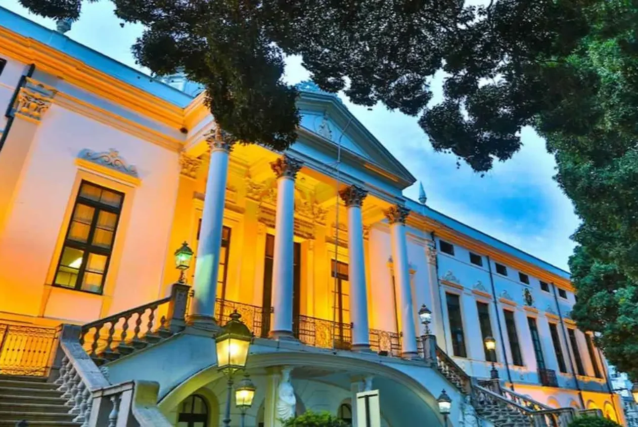 Santa Casa Da Bahia Abre Vagas Para Maqueiro Aux De Almoxarifado E Aux De Suprimentos Farm Cia